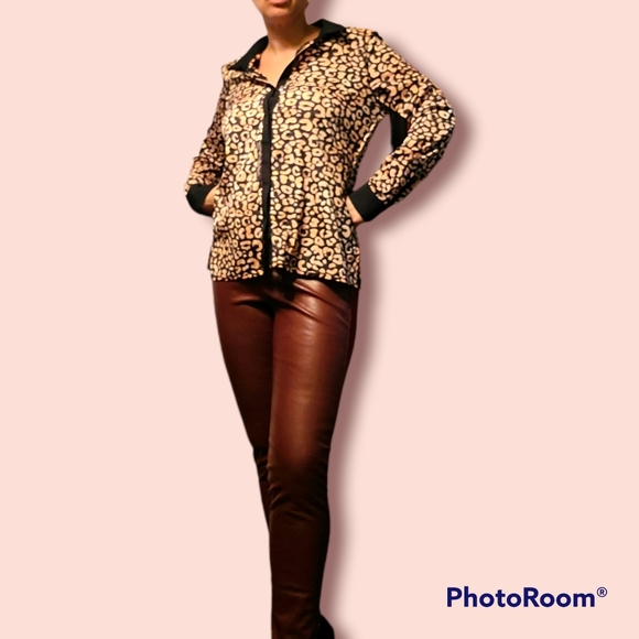 Karl Lagerfeld Blouse - Picture 5 of 15